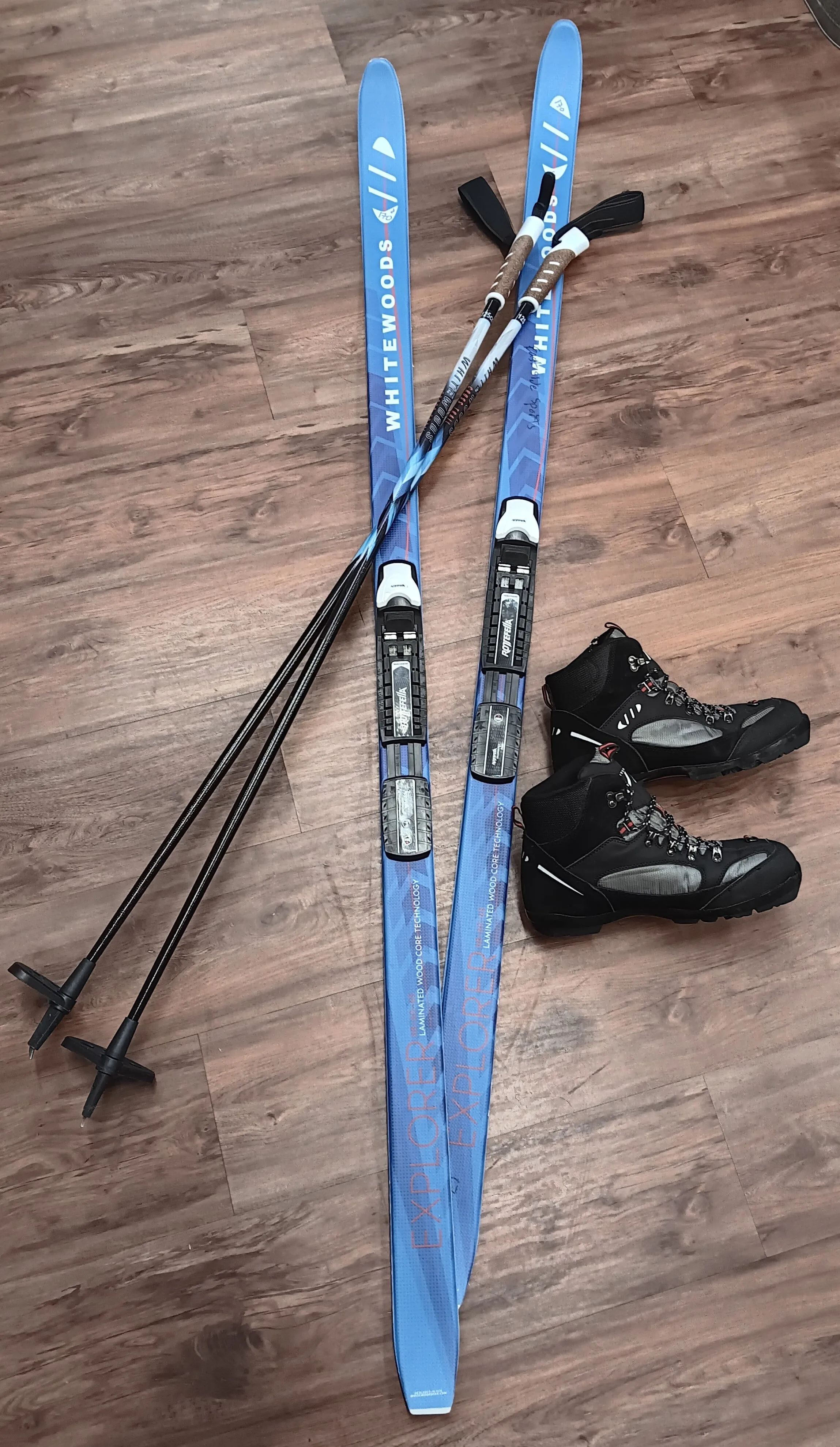 Cross-Country Ski Rental Package